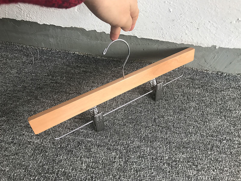 online thin wooden hangers manufacturer for children
