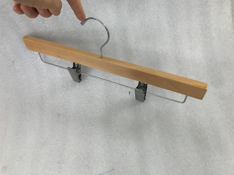 LEEVANS New wooden clip hangers Suppliers for pants