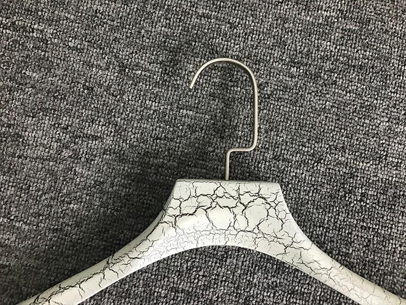 product-LEEVANS-LEEVANS custom curved wooden hangers wholesale for clothes-img