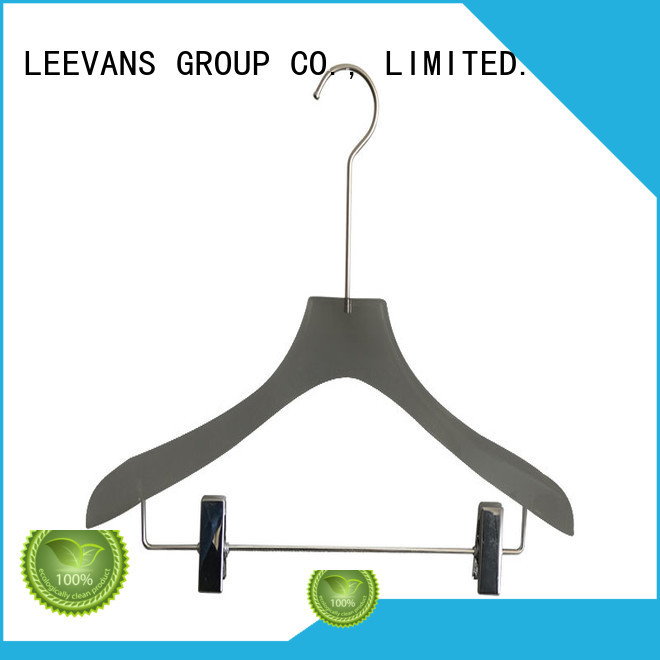 LEEVANS high grade acrylic coat hangers with wide shoulder for sweaters