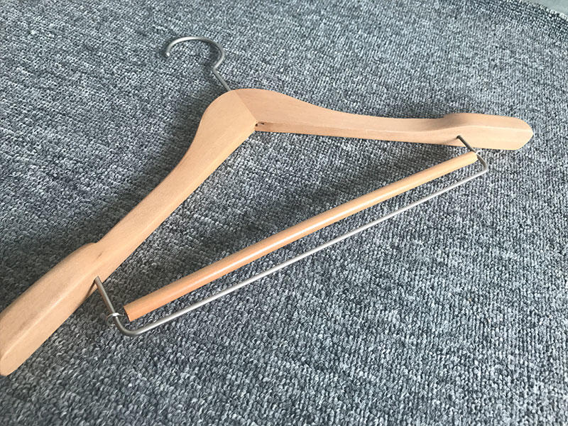 LEEVANS custom personalised wooden hangers locking for pants-3