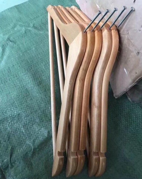 news-Grade Solid Wood Hangers-LEEVANS-img