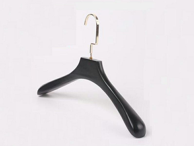 Printing Logo Custom Brand Set Black Wooden Hangers LEEVANS