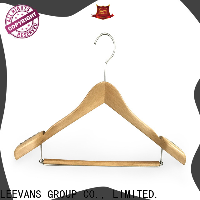 LEEVANS quality personalised wooden coat hangers for business for children