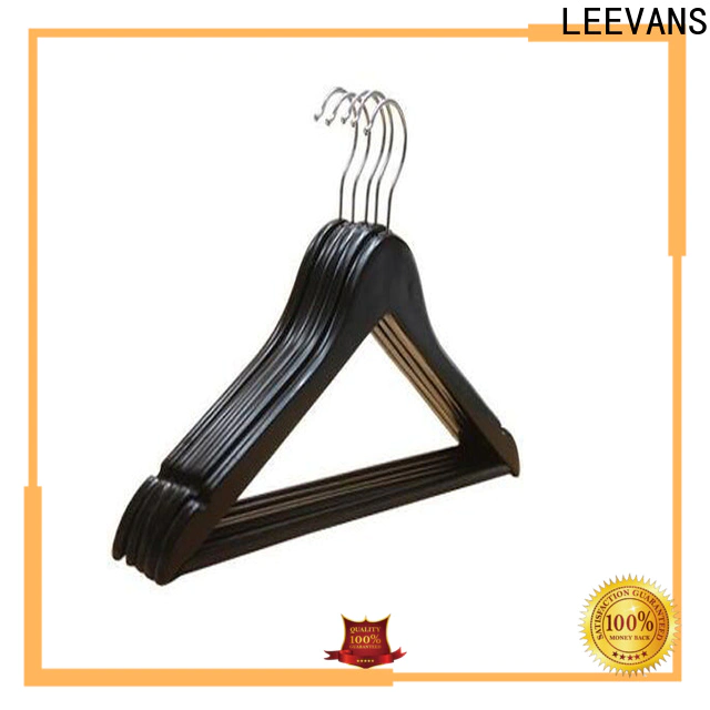 LEEVANS two non slip wooden hangers Suppliers for kids