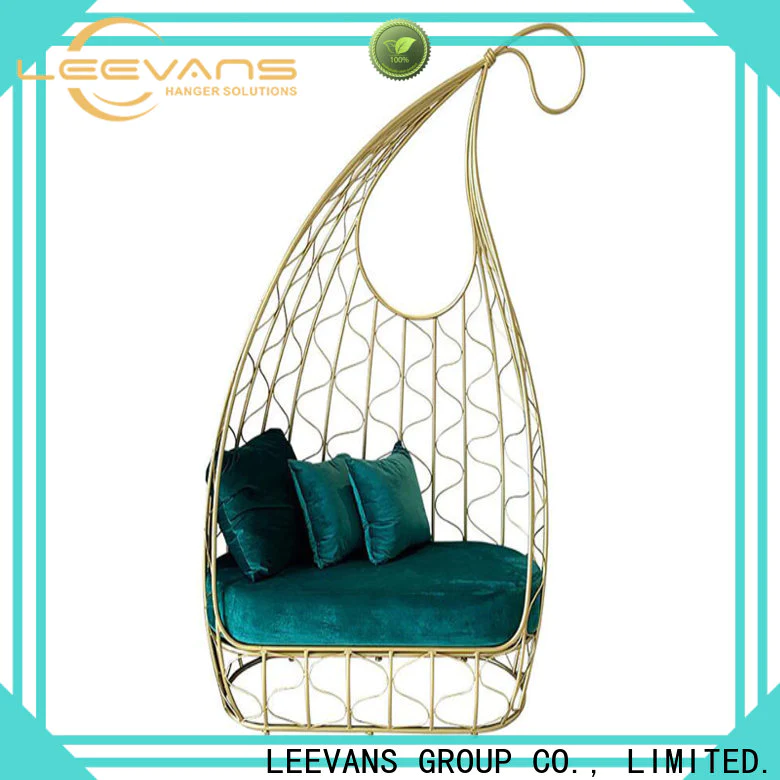 LEEVANS clothing shop seating for business