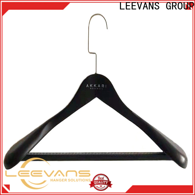 LEEVANS hardwearing luxury clothes hangers for business for children