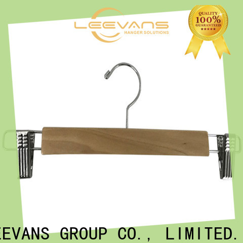 LEEVANS Best personalised clothes hangers for business for clothes
