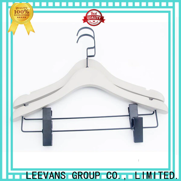 Top hanger for clothes online black factory for clothes