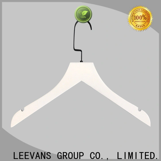 LEEVANS High-quality wide wooden hangers company