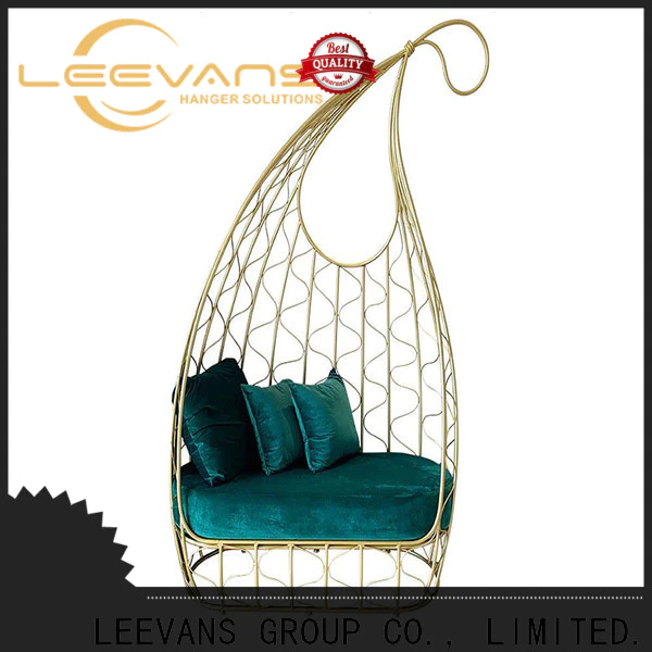 LEEVANS clothing shop seating Suppliers