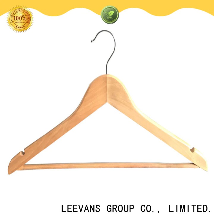 LEEVANS extra wide clothes hangers company