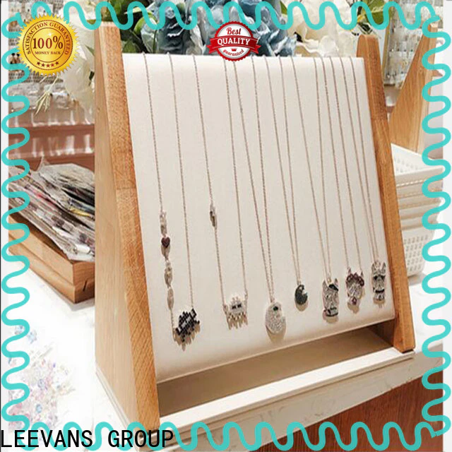LEEVANS New retail display props Suppliers