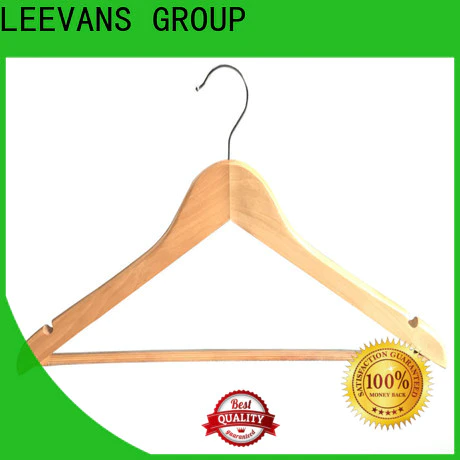 LEEVANS sturdy coat hangers Supply