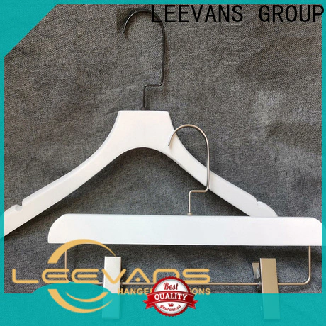 LEEVANS New wooden baby hangers Suppliers