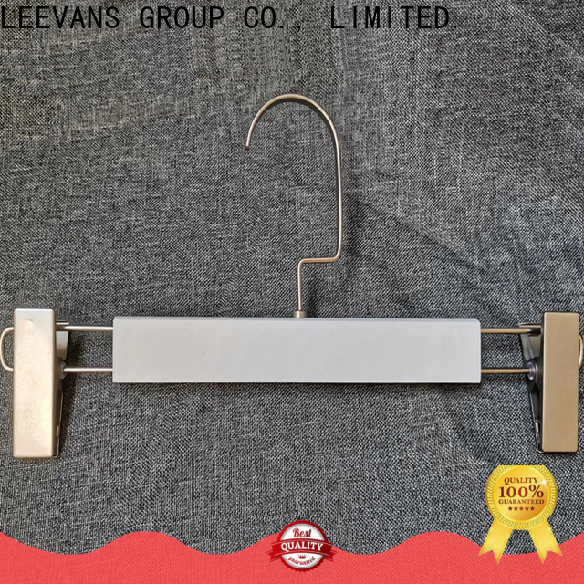 LEEVANS Top quality coat hangers company