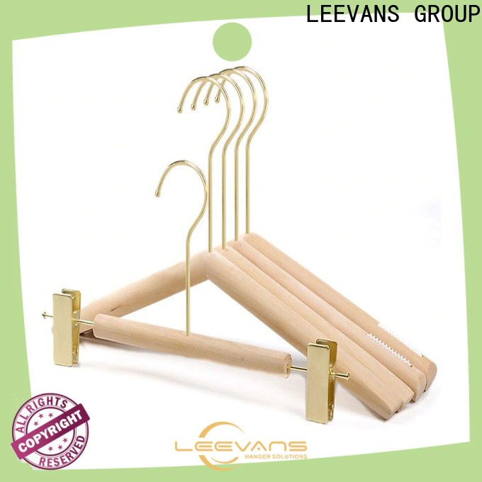 LEEVANS Best toddler clothes hangers for business