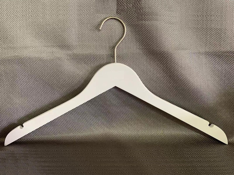 product-LEEVANS-White hanger with black logo ,top hanger ,bottom hanger-img
