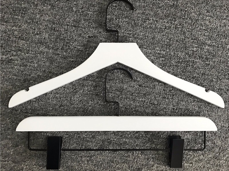 LEEVANS Top white wooden skirt hangers Suppliers for skirt