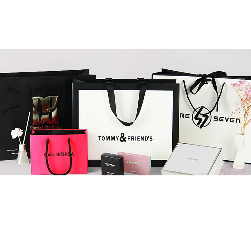 LEEVANS Latest clothing display Suppliers