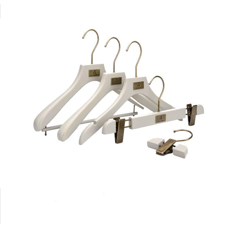 LEEVANS natural childrens coat hangers Suppliers for clothes