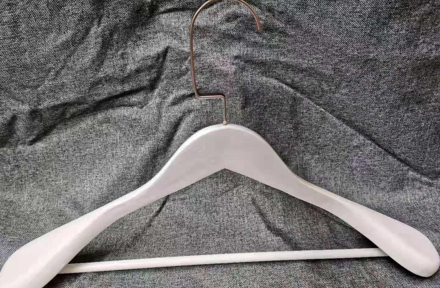 White Wooden Hanger For Displaying Clothes Suit , Coat