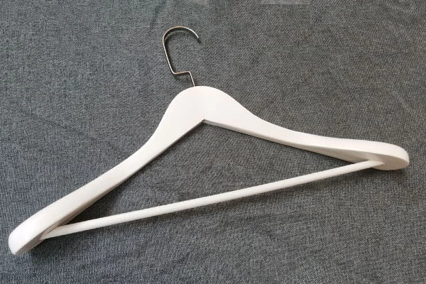 LEEVANS Custom hangers wholesale for business