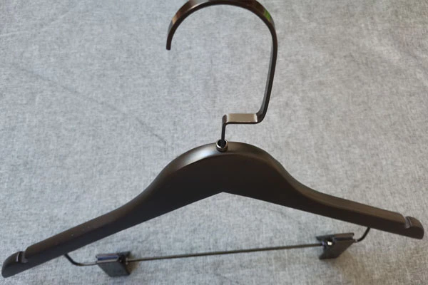 LEEVANS New clothes hangers for trousers Supply