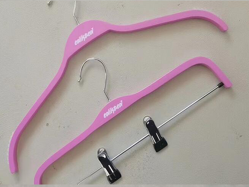 Factory Directly Sales Plywood Garment Hanger With Metal Clips