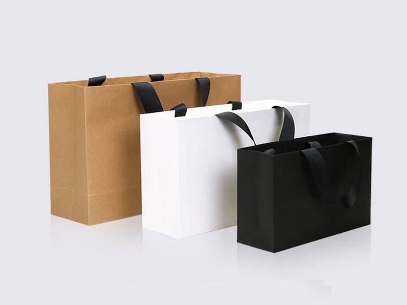 product-Black Wooden Hanger With Slot Without Slot , Shopping bag ,tissue paper and sticker with br