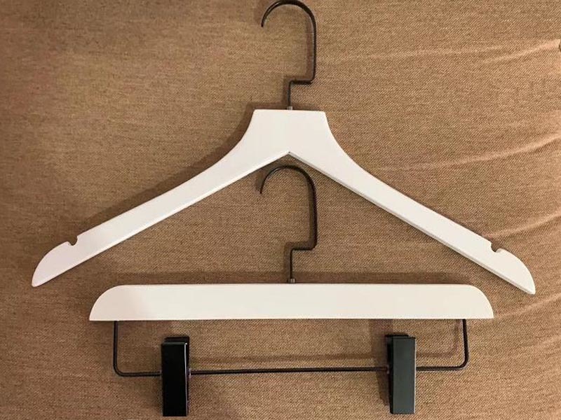 product-Pants Hanger With Round Edge-LEEVANS-img-1