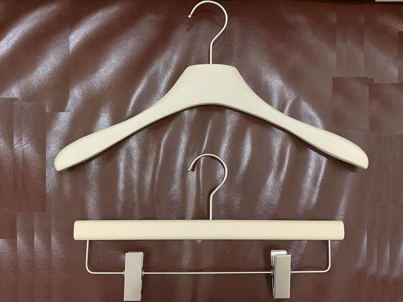 Luxury hanger with warm white color , Luxury hanger for high level clothes ,Beech wooden hanger