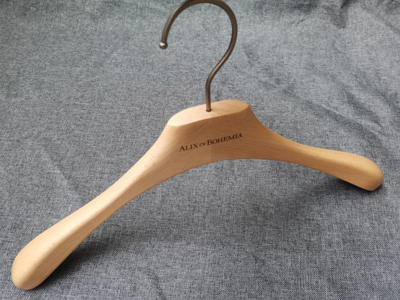 product-LEEVANS-Beech wooden hanger in natural color with customized laser logo-img