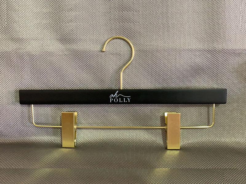 product-LEEVANS-Luxury coat hanger in black and gold metal-img