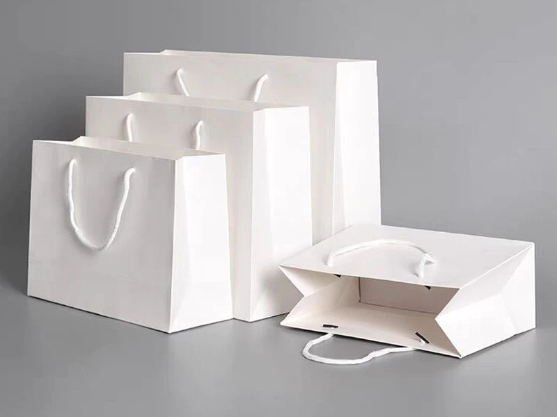 Normal white bag ,paper bag for packing clothing ,custom bag